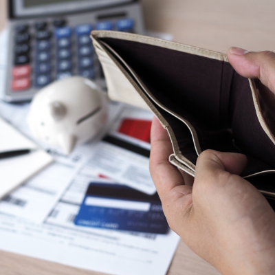 Quer parar de trabalhar só para pagar contas